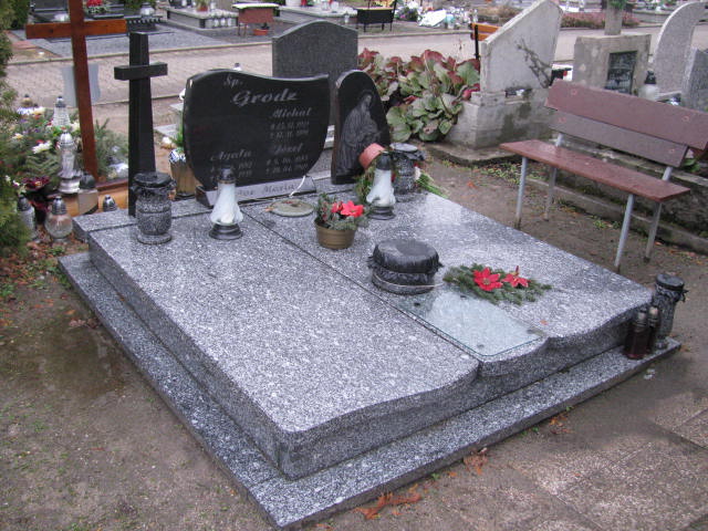 Grób Michał Grodź 