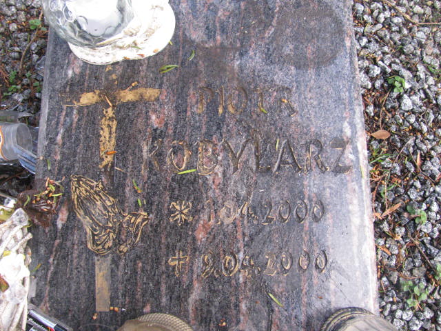 Piotr Kobylarz 2000 Żary CK 4986 - Grobonet - Wyszukiwarka osób pochowanych