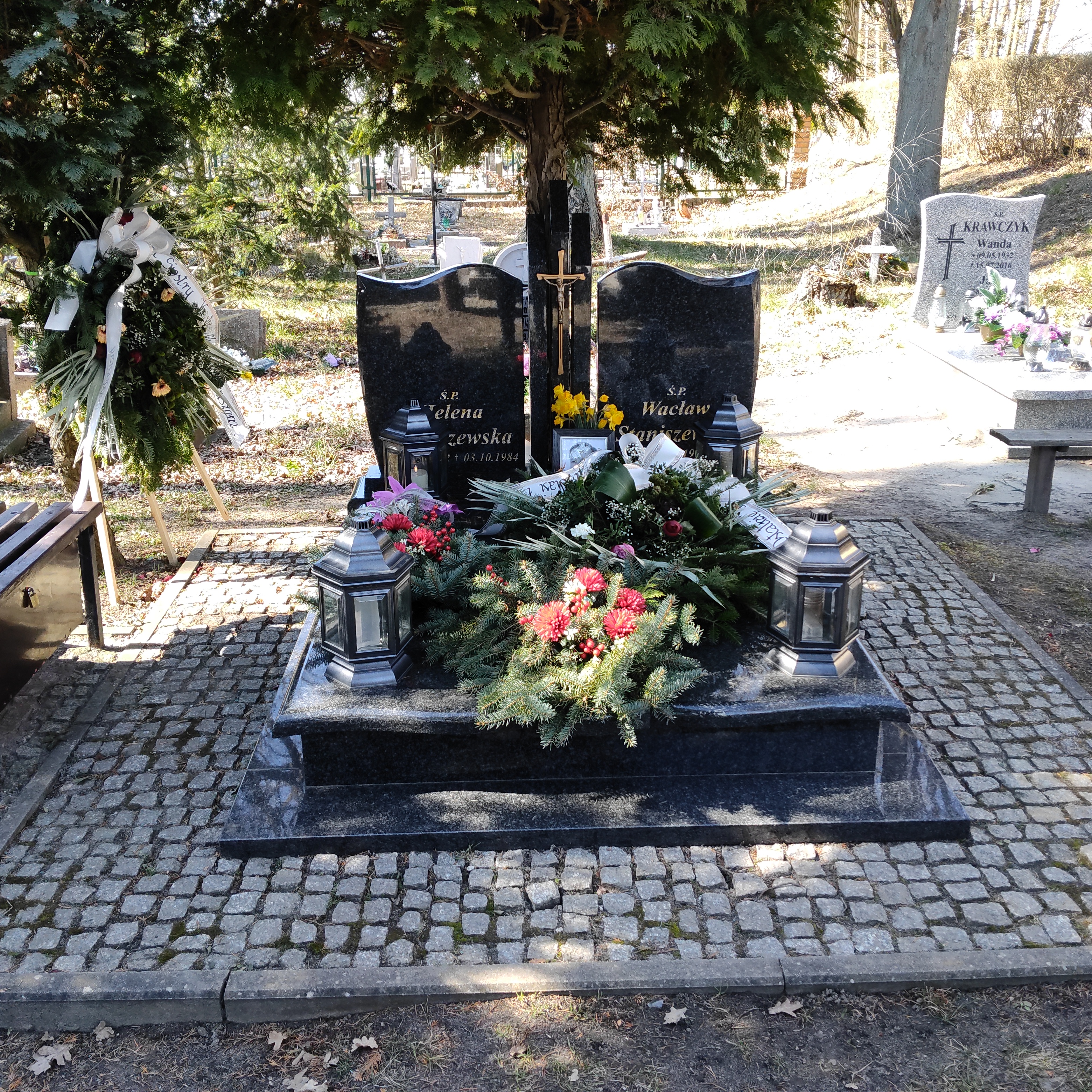 Grób Edward Staniszewski