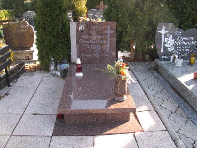 Grób Mieczysław Bezdzietny