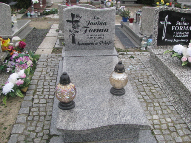 Grób Janina Forma