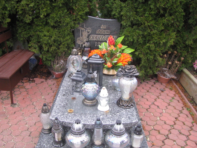 Grób Adam Chmielowski