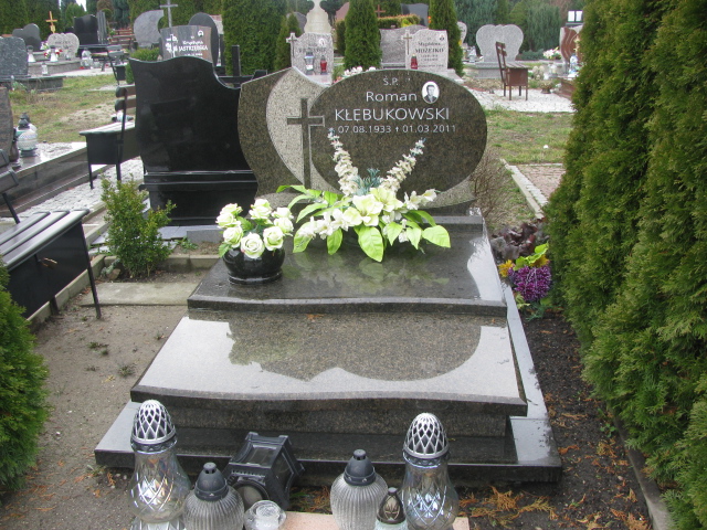 Grób Roman Kłębukowski