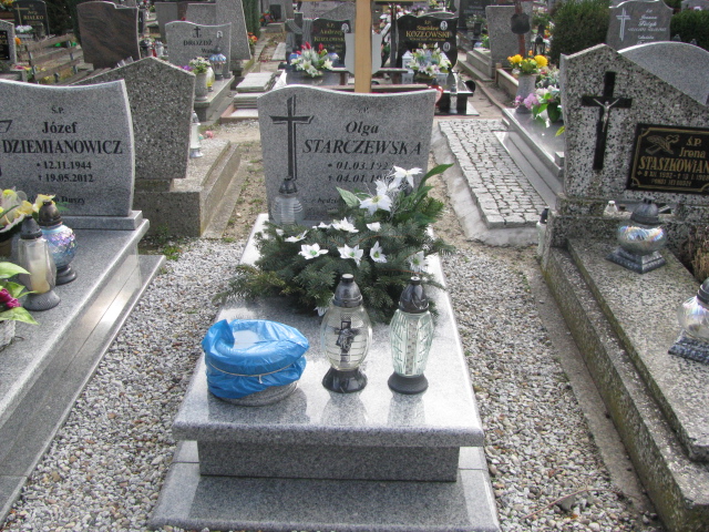 Grób Olga Starczewska
