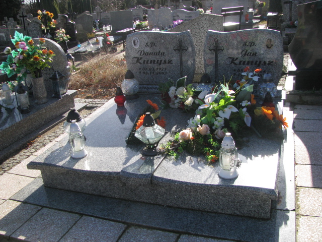 Grób Danuta Kunysz