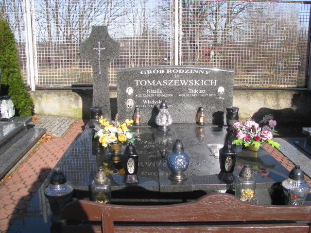 Grób Tadeusz Tomaszewski