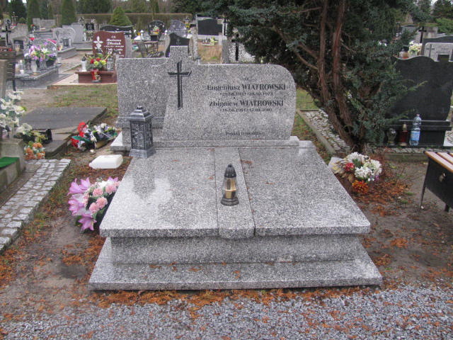 Grób Zbigniew Wiatrowski