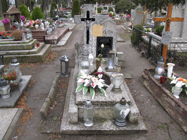 Grób Genowefa Jarmusik