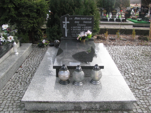 Grób Danuta Buczarska